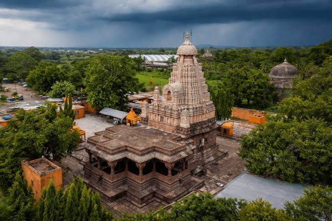 Pune To Grishneshwar Trip — Maharashtra tour package