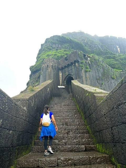 Pune to Lohagad Fort — Maharashtra tour package